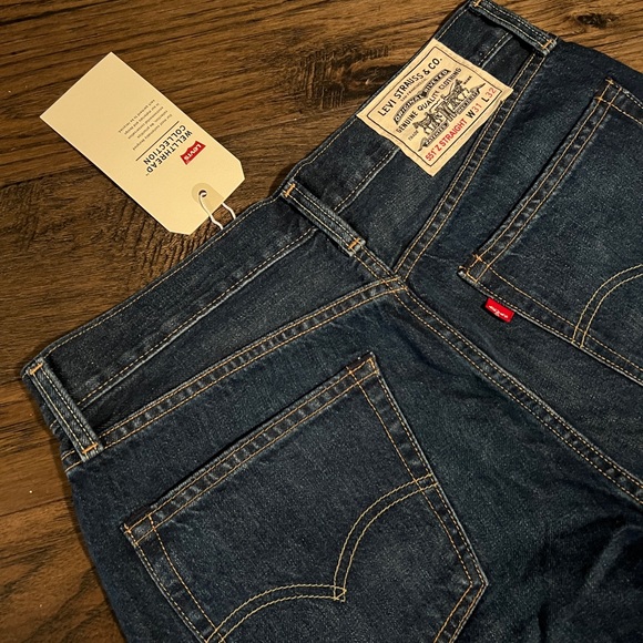 LEVI'S® WELLTHREAD® 551™ Z AUTHENTIC STRAIGHT FIT MEN'S JEANS - Picture 9 of 12